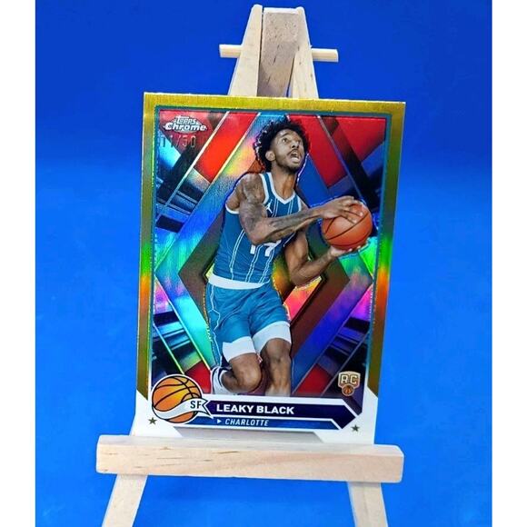 Leaky Black Topps Chrome #51 2023-24 Gold Refractor Rookie Card SSP 11/50 - Picture 3 of 9